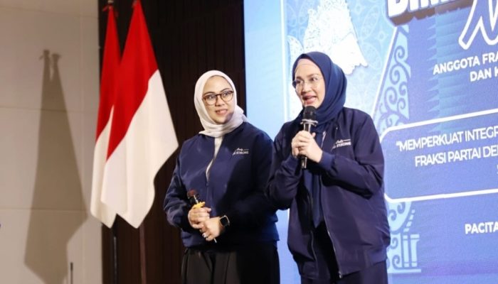 Dina Lorenza dan dr. Cellica Semangati Perempuan di Bimteknas Demokrat Pacitan